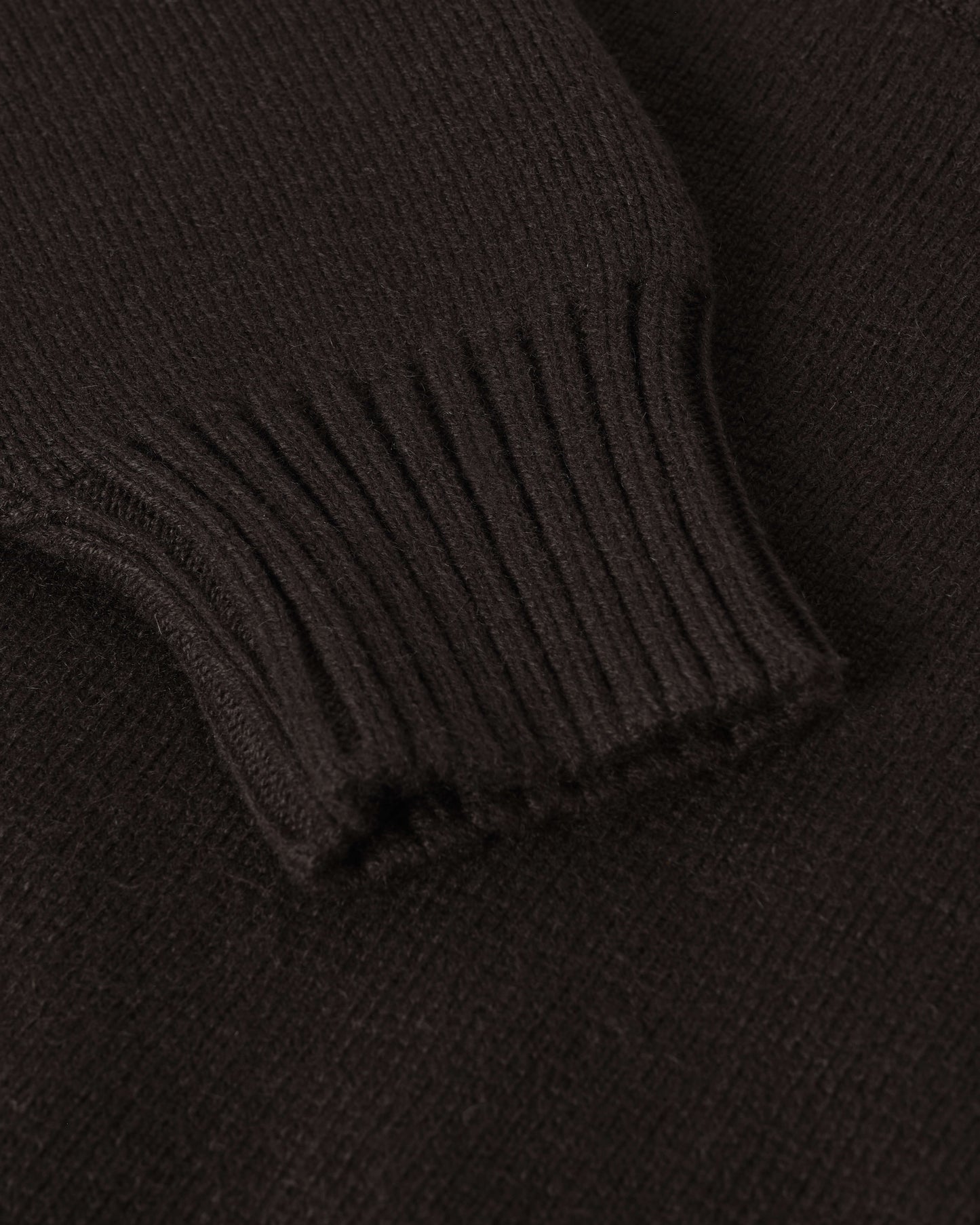 Women's Knitwear Black Cropped Milano Grey Cashmere Jumper Close Up KAP05489SA7210