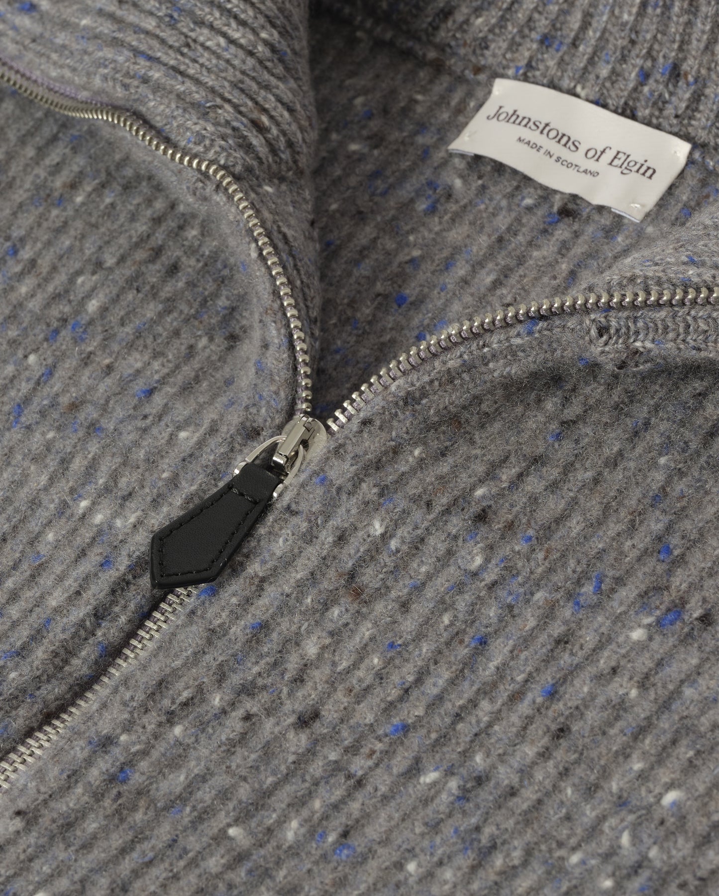 JOHNSTONS OF ELGIN KINNAIRD HALF ZIP SWEATER DONEGAL CASHMERE RIBBED ZIP NECK SWEATER GREY 100% CASHMERE KAA05985HA4270