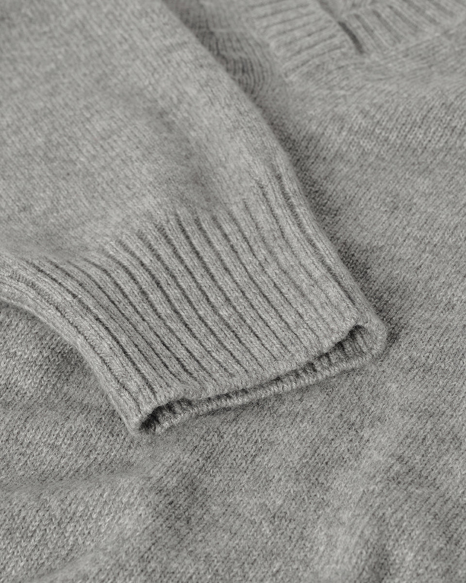 Johnstons of Elgin AW25 Women's Knitwear Light Grey Gauzy Cashmere V Neck KAI05323HA0308