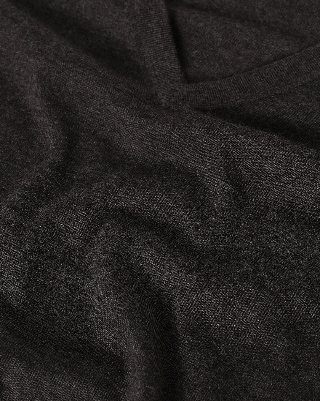JOHNSTONS OF ELGIN WOMENS ELISE VEE SWEATER GREY 100% SUPERFINE CASHMERE KAI05715HA7218