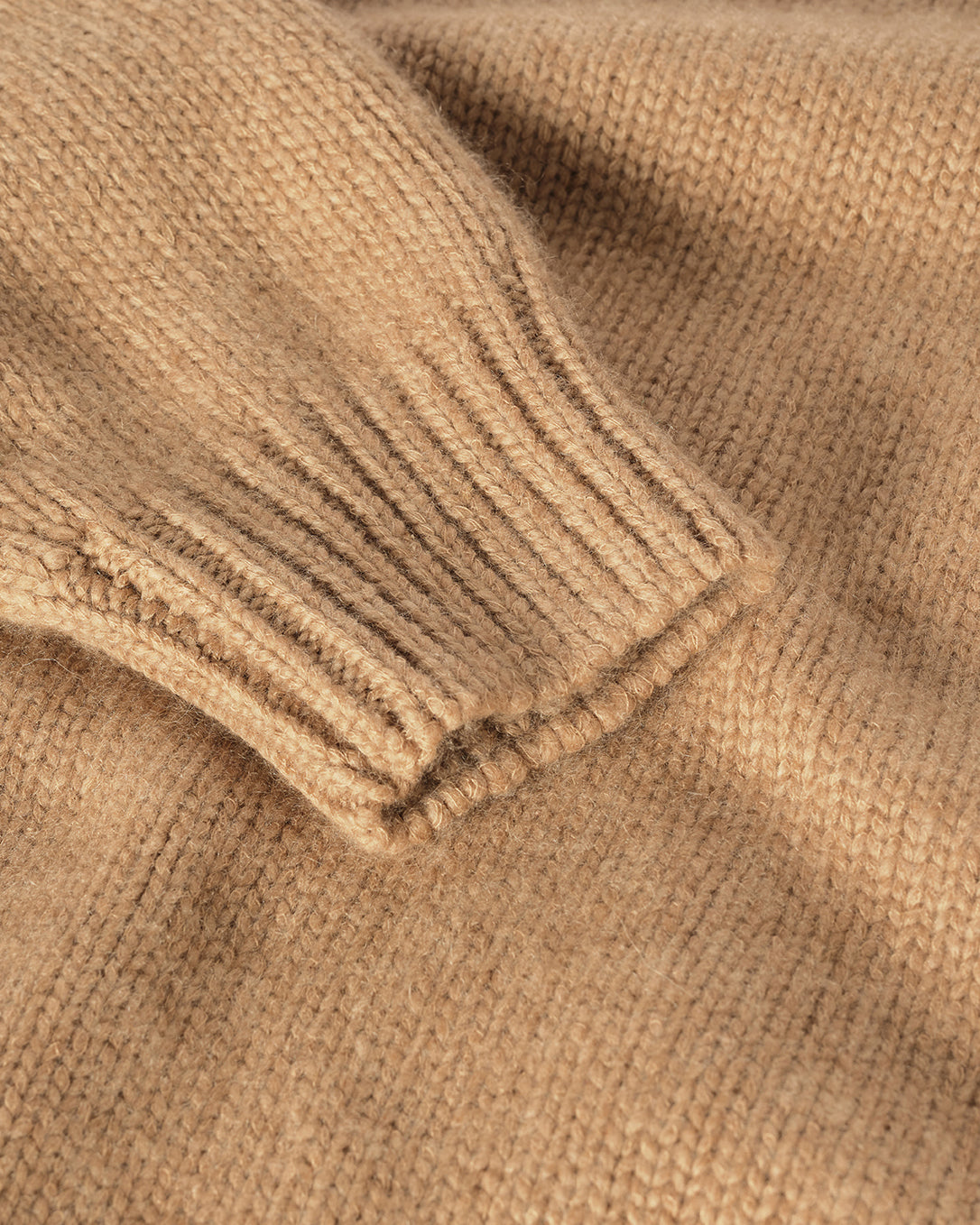 JOHNSTONS OF ELGIN BAY CREW SWEATER MARBLED CASHMERE RAGLAN ROUND NECK SWEATER CAMEL 78% CASHMERE, 22% COTTON KBB01068SB4708