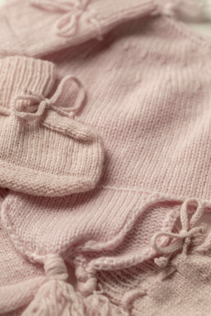 Johnstons of Elgin’s Baby's 1st Cashmere Accessories Gift Set in Blush AW21GIFTSET20B