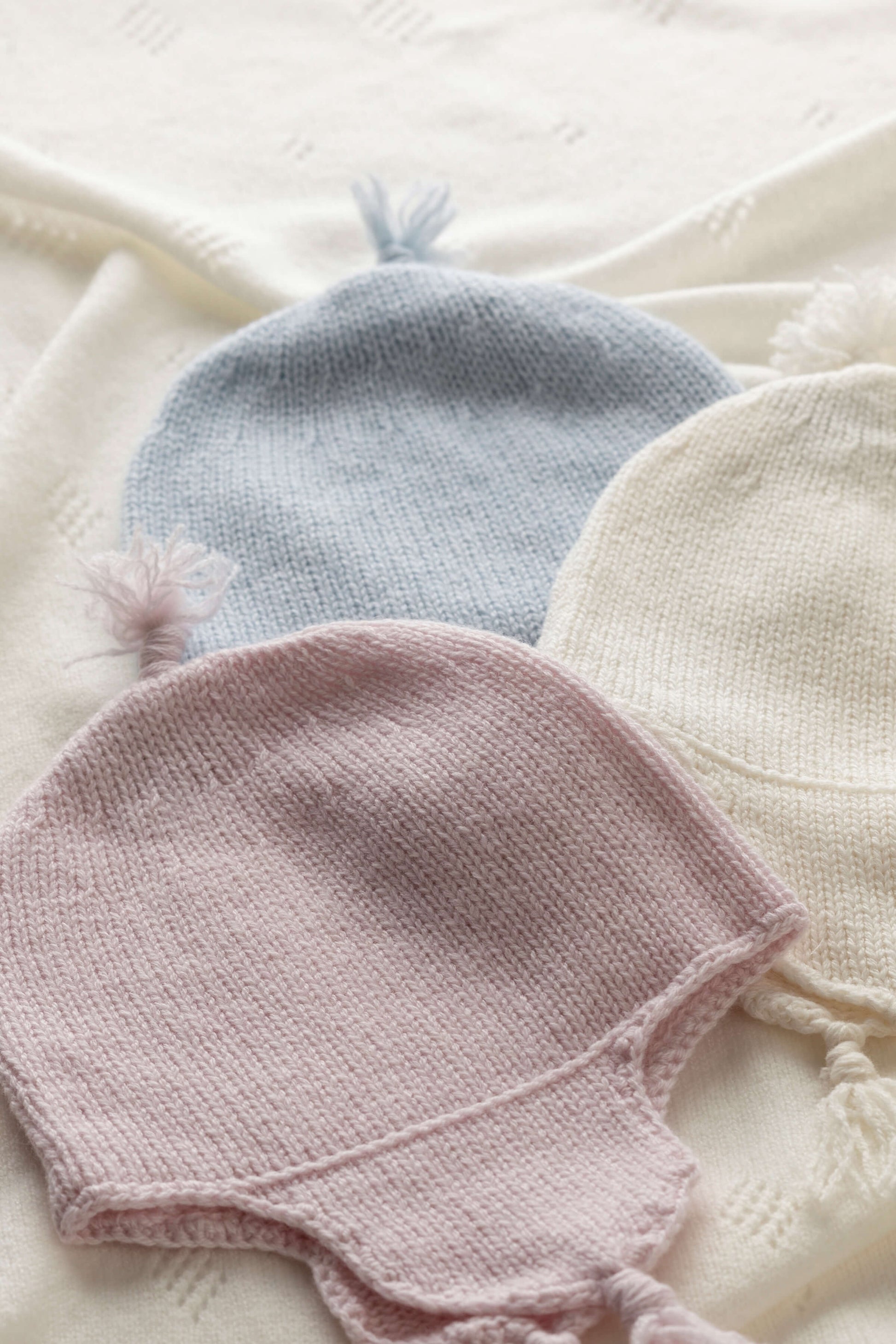 Johnstons of Elgin Baby Handknits Blush Cashmere Baby Hat with Tassel JA000139SE0208ONE