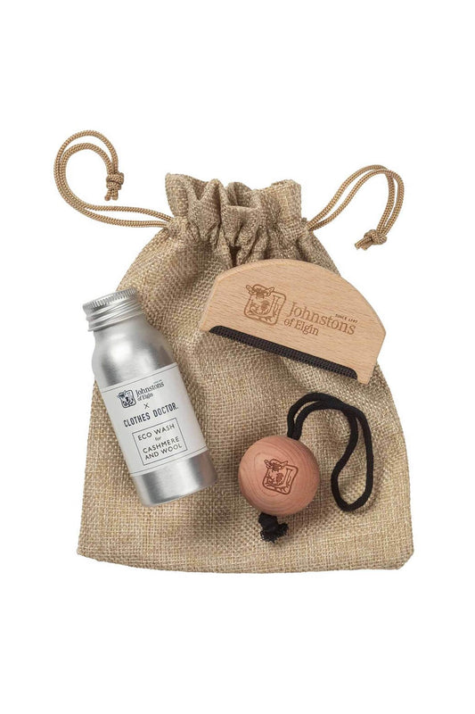 How to wash cashmere when on holiday. Johnstons of Elgin Cashmere Care Travel Set on a white background 630780000