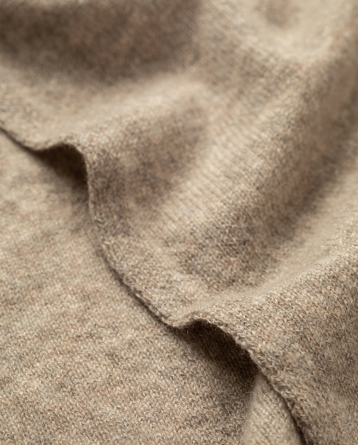 JOHNSTONS OF ELGIN CASHMERE GAUZY RAEBURN TRAVEL WRAP LIGHT BROWN 100% CASHMERE HAA03407HB4447ONE