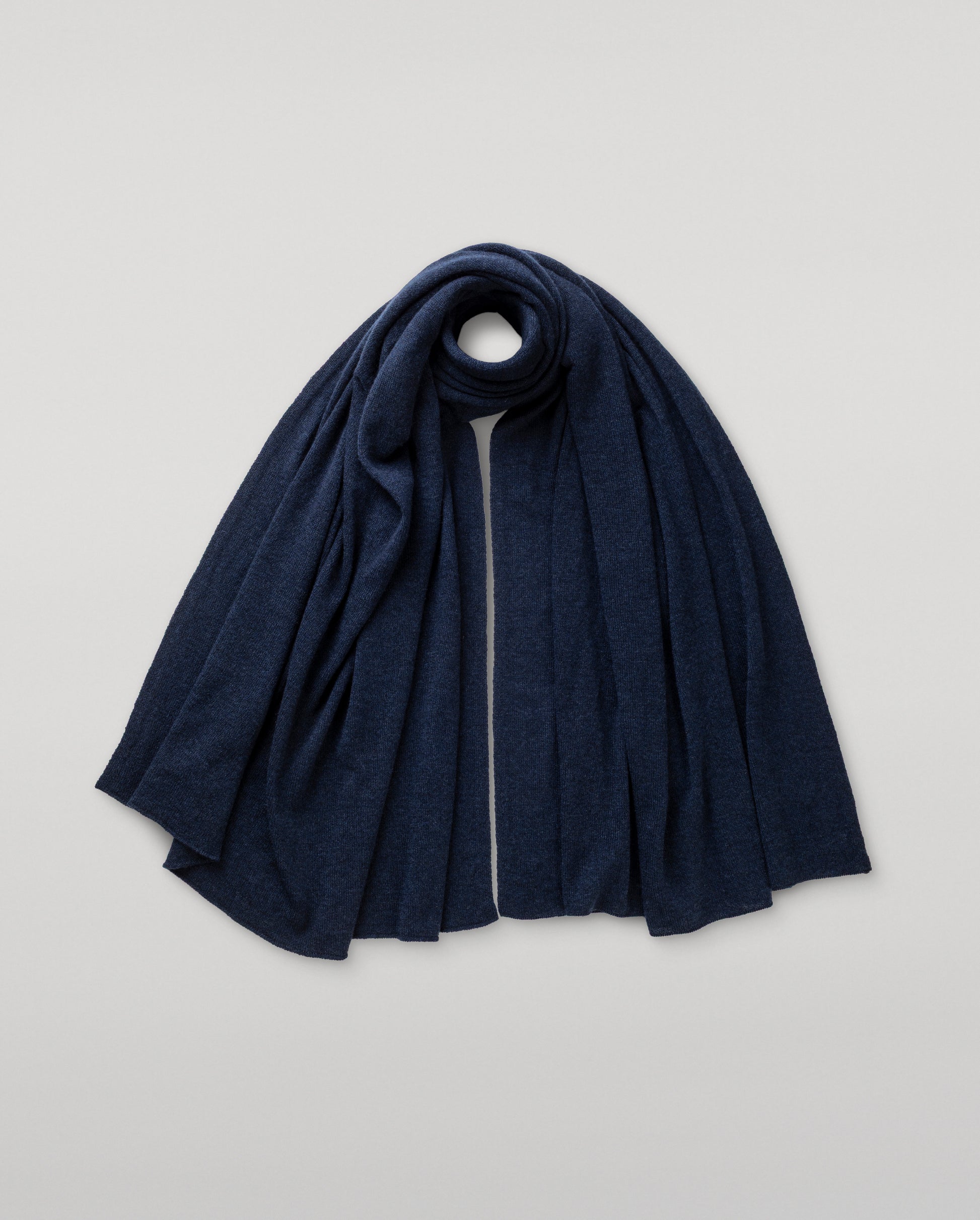 JOHNSTONS OF ELGIN CASHMERE GAUZY RAEBURN TRAVEL WRAP NAVY 100% CASHMERE HAA03407HD7350ONE