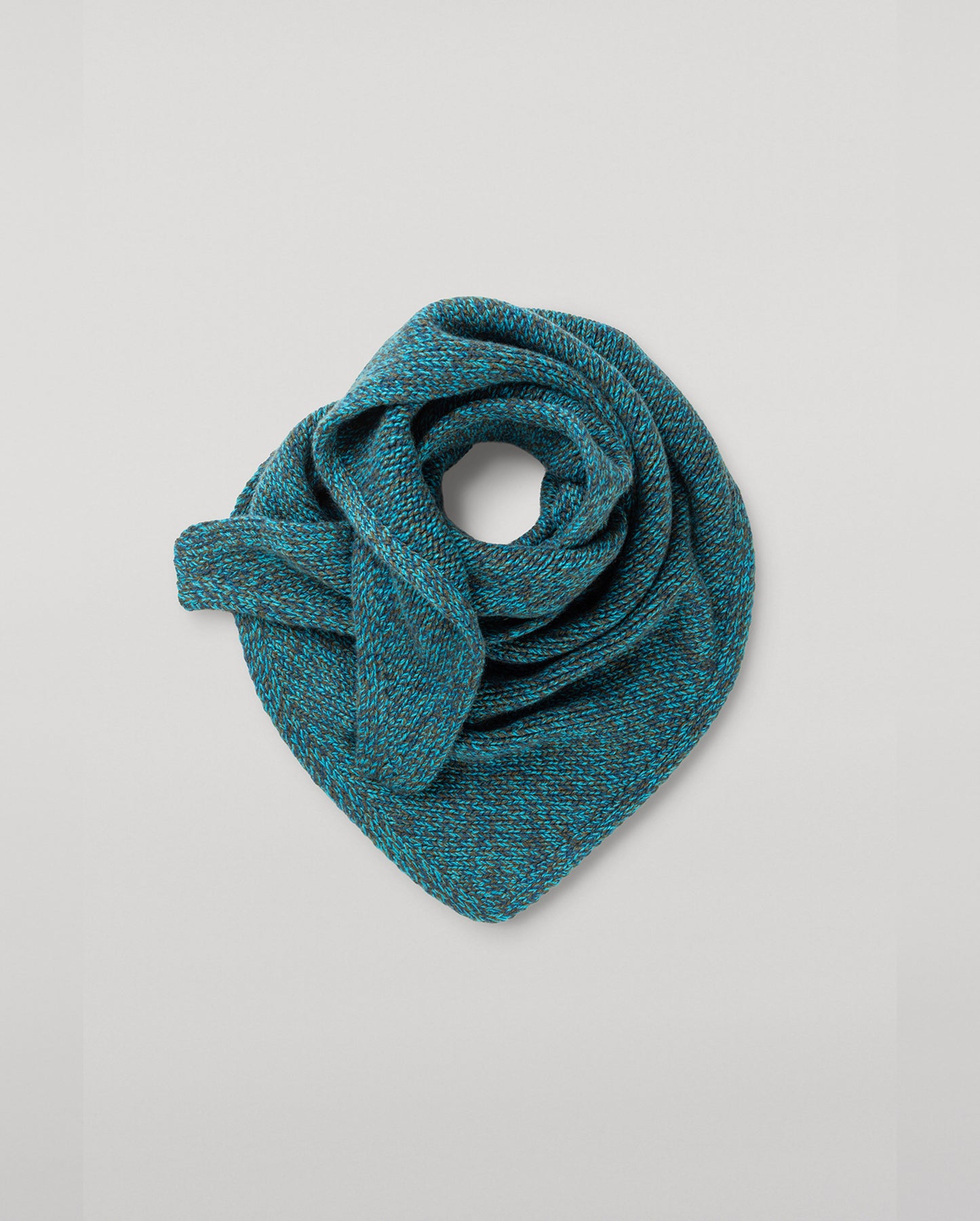 JOHNSTONS OF ELGIN CASHMERE MARL KEILL TRIANGLE SCARF BLUE MARL 100% CASHMERE HAB03648007012ONE