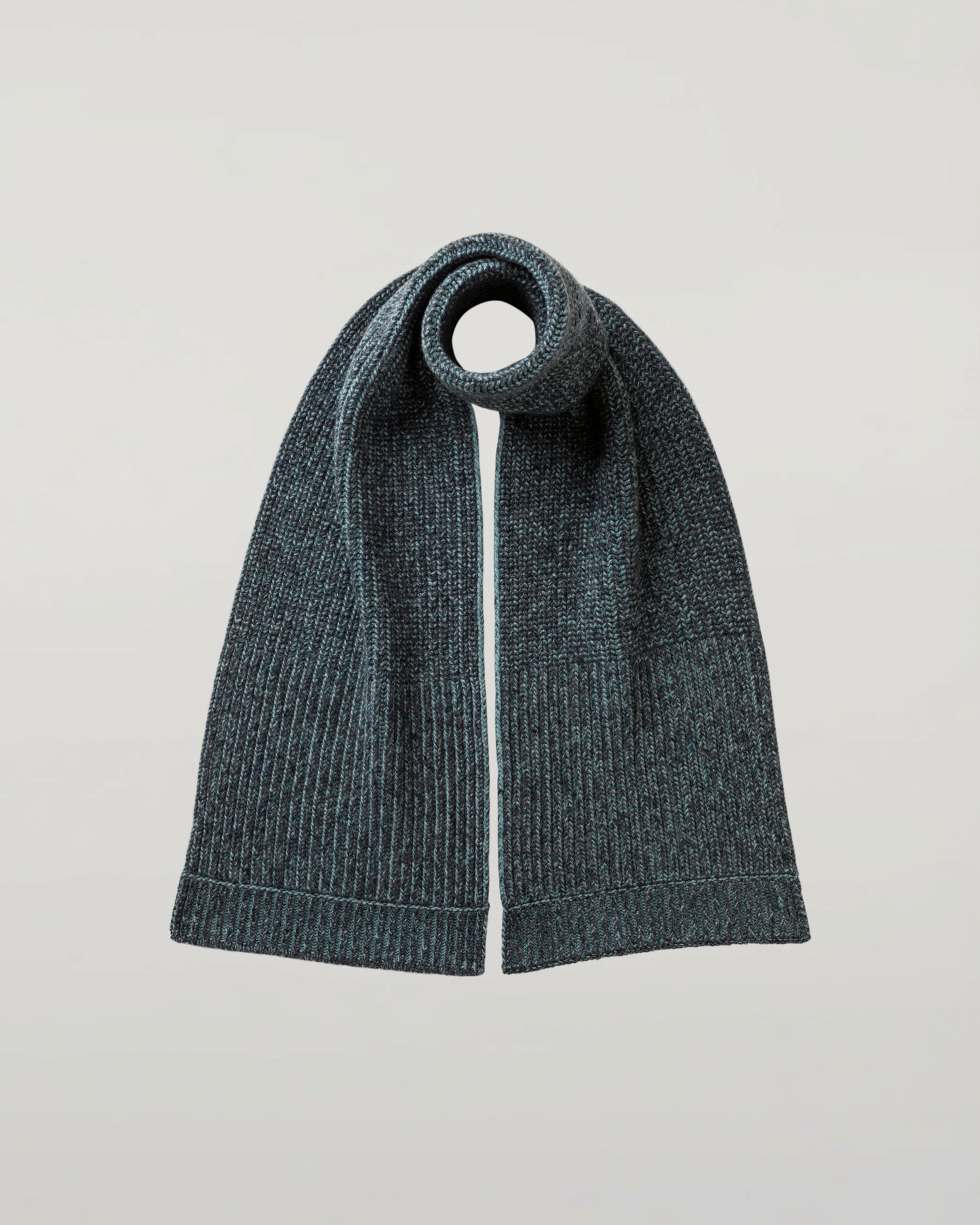 Johnstons of Elgin Donegal Cashmere Blue Hat & Scarf Gift Set 2025GIFTSET9B