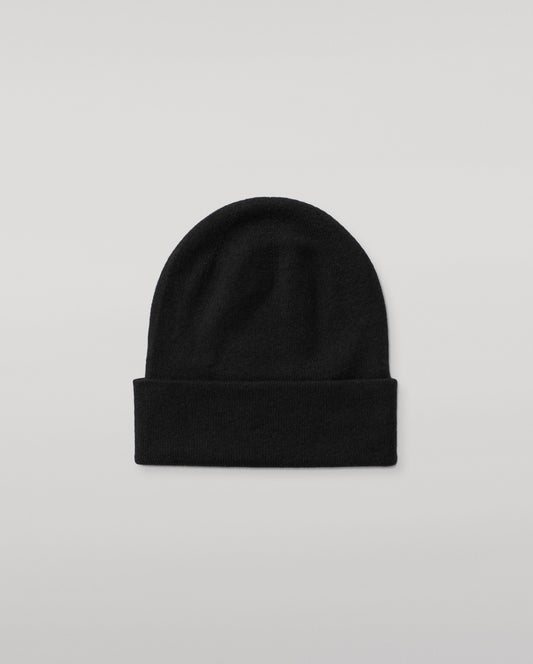 JOHNSTONS OF ELGIN BRAEMAR BLACK BEANIE IN 100% CASHMERE HAE02655SA7099ONE