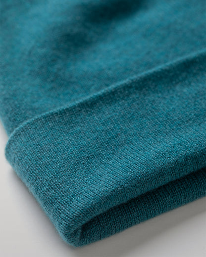 JOHNSTONS OF ELGIN BRAEMAR BEANIE IN 100% CASHMERE  VERDIGRIS GREEN HAE02655SC4720ONE