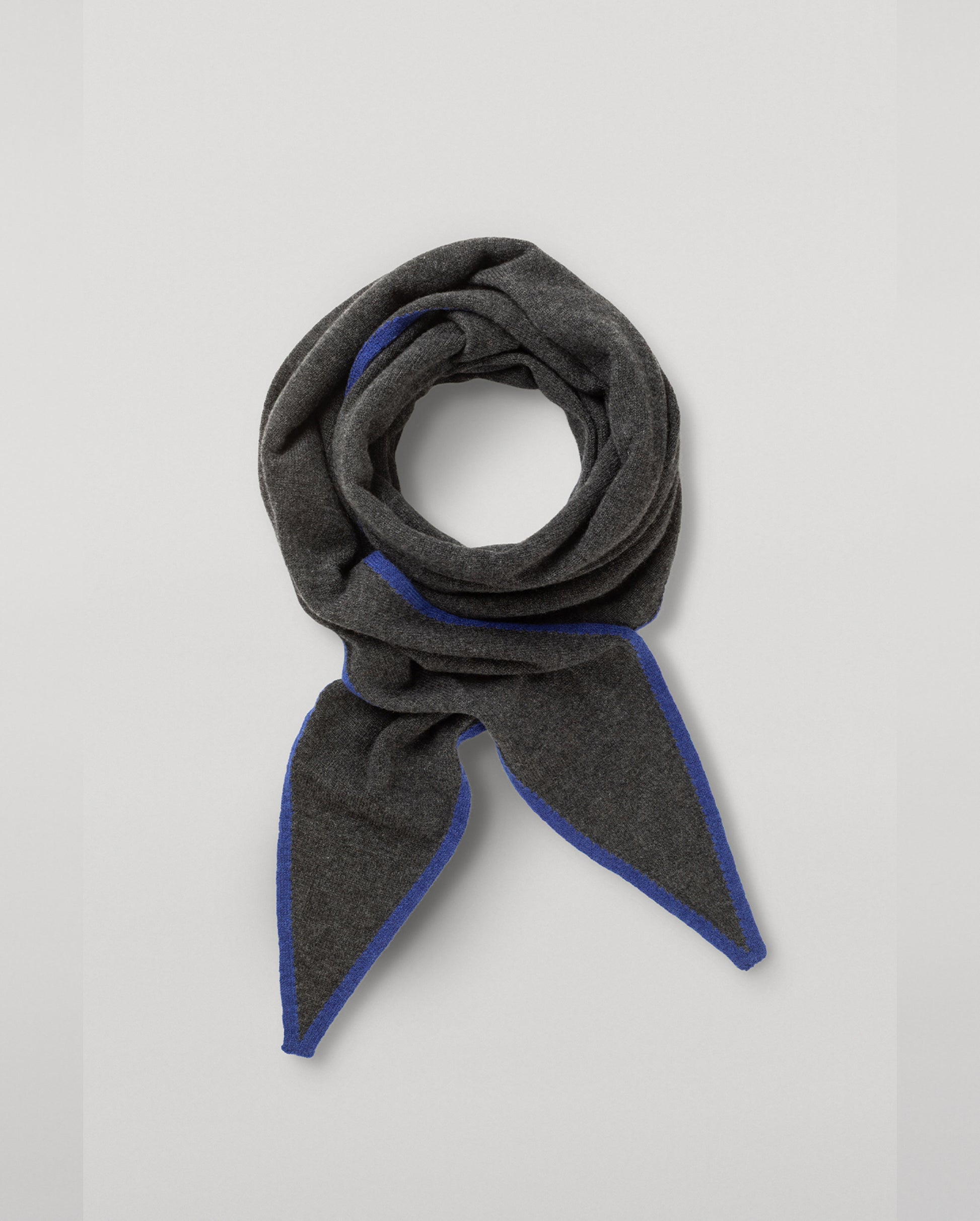 JOHNSTONS OF ELGIN CASHMERE GAUZY ETHEL DIAMOND SCARF GREY & BLUE 100% CASHMERE HAE03401Q26238ONE