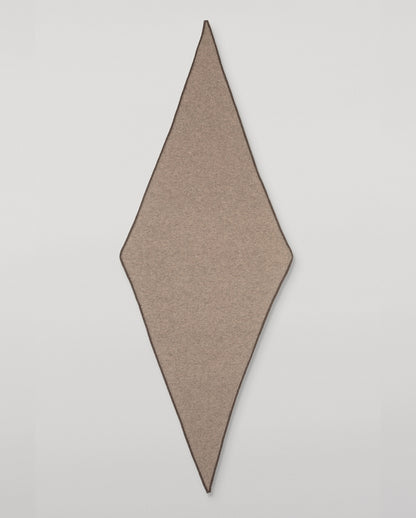 JOHNSTONS OF ELGIN CASHMERE GAUZY ETHEL DIAMOND SCARF BROWN 100% CASHMERE HAE03401Q26241ONE