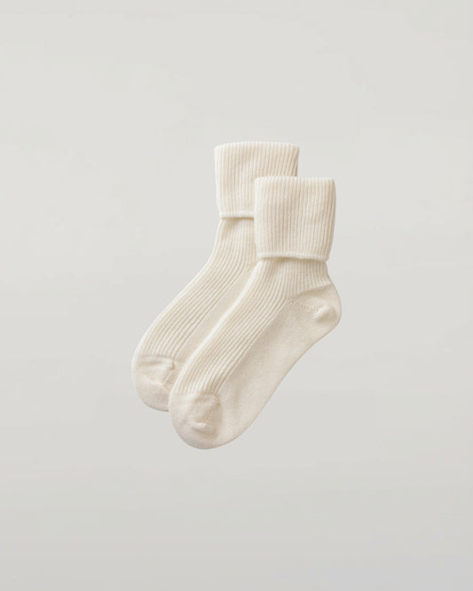 Johnstons of Elgin Knitted Accessories White Women's Cashmere Lounge Socks HAG02565SA0050ONE