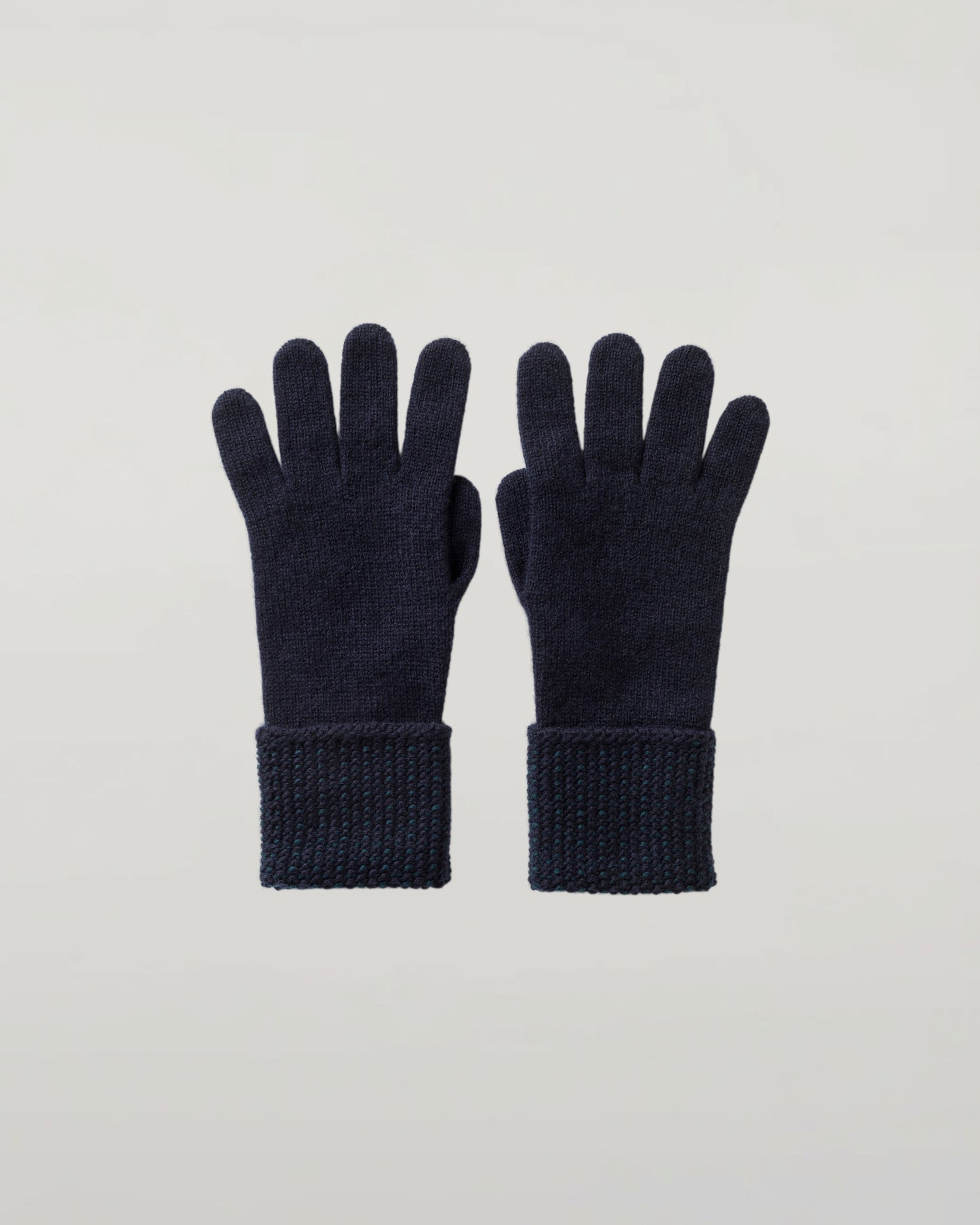 Johnstons of Elgin AW25 Knitted Accessories Dark Navy & Bottle Green Seed Stitch Cashmere White Beanie HAY03528Q25307ONE