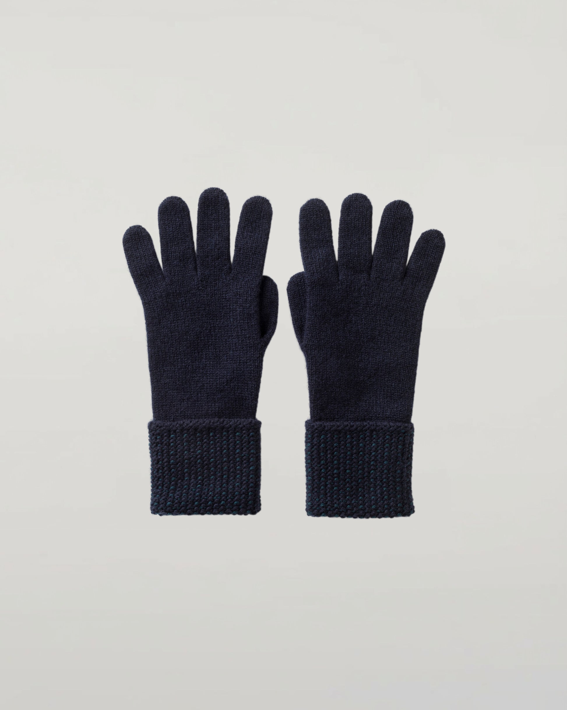 Johnstons of Elgin AW25 Knitted Accessories Dark Navy & Bottle Green Seed Stitch Cashmere White Beanie HAY03528Q25307ONE