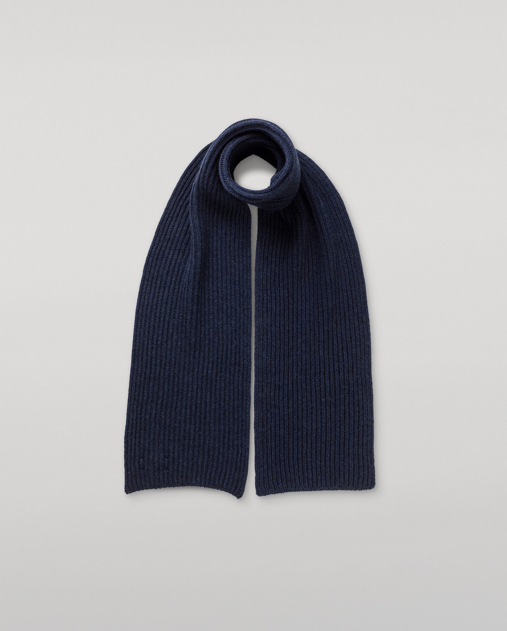 JOHNSTONS OF ELGIN CASHMERE RIBBED LOVAT SCARF NAVY 100% CASHMERE HAY03639HD7350ONE