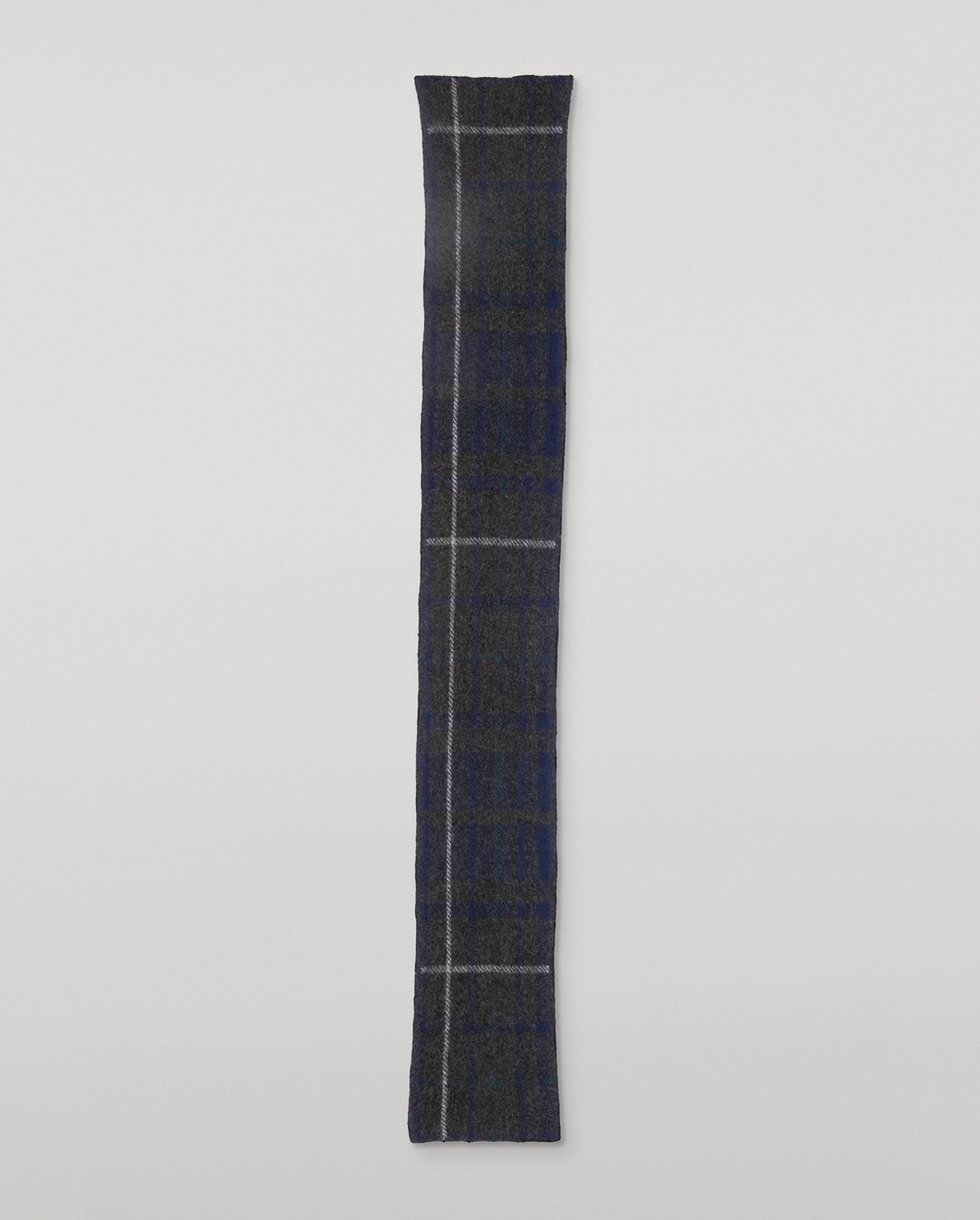 JOHNSTONS OF ELGIN BRUSHED CASHMERE SILK INTARSIA CHECK BAIRD SCARF BLUE 74% CASHMERE, 26% SILK HBP01178JU1626ONE