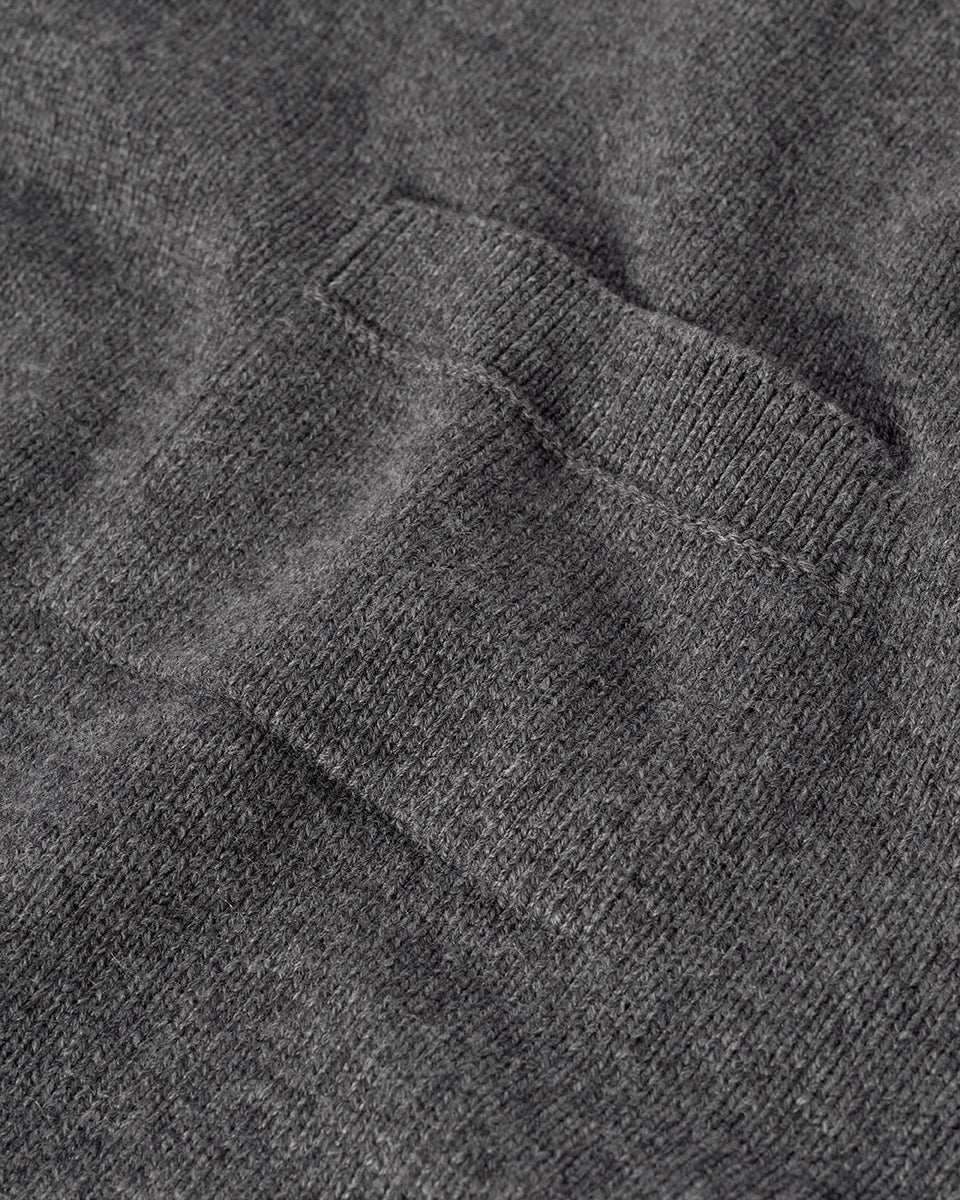 Johnstons of Elgin men's mid grey cashmere jumper KAA05310HA4181