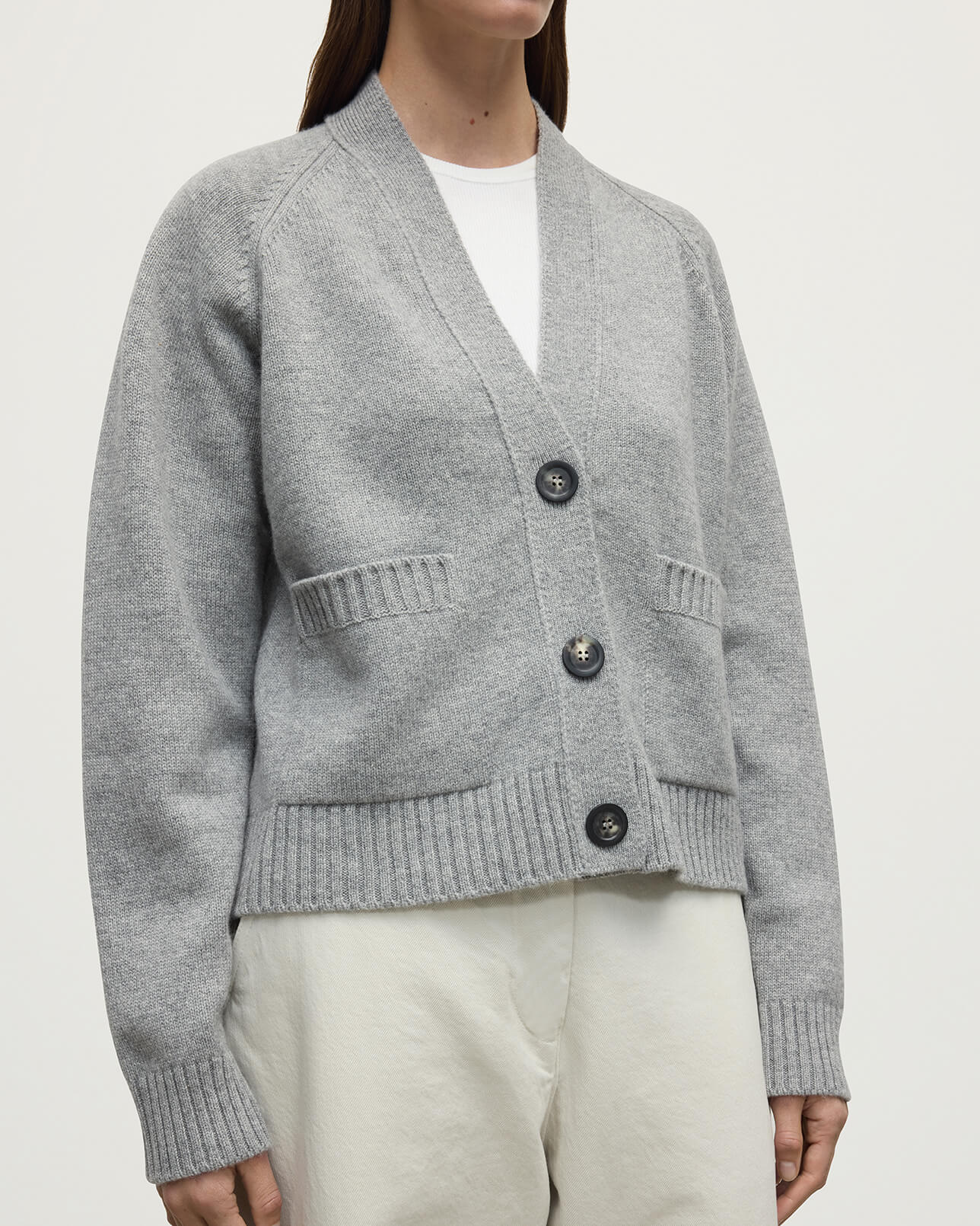Johnstons of Elgin Women's Knitwear Light Grey Relaxed Fit Cashmere Cardigan KAA05320HA0308