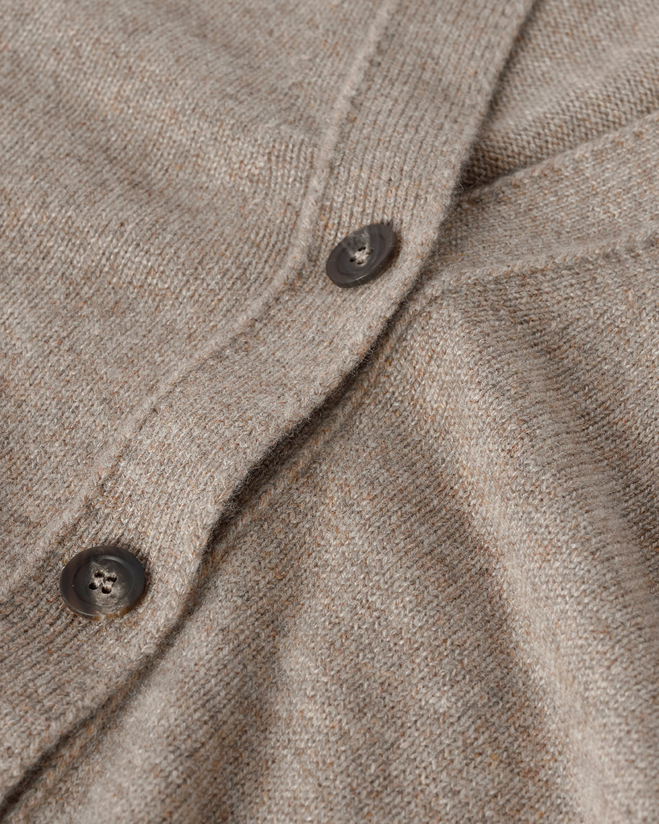Model wearing Johnstons of Elgin AW25 Women's Knitwear Ash Boyfriend-Fit Brown Cashmere Cardigan close up KAA05560HB4334