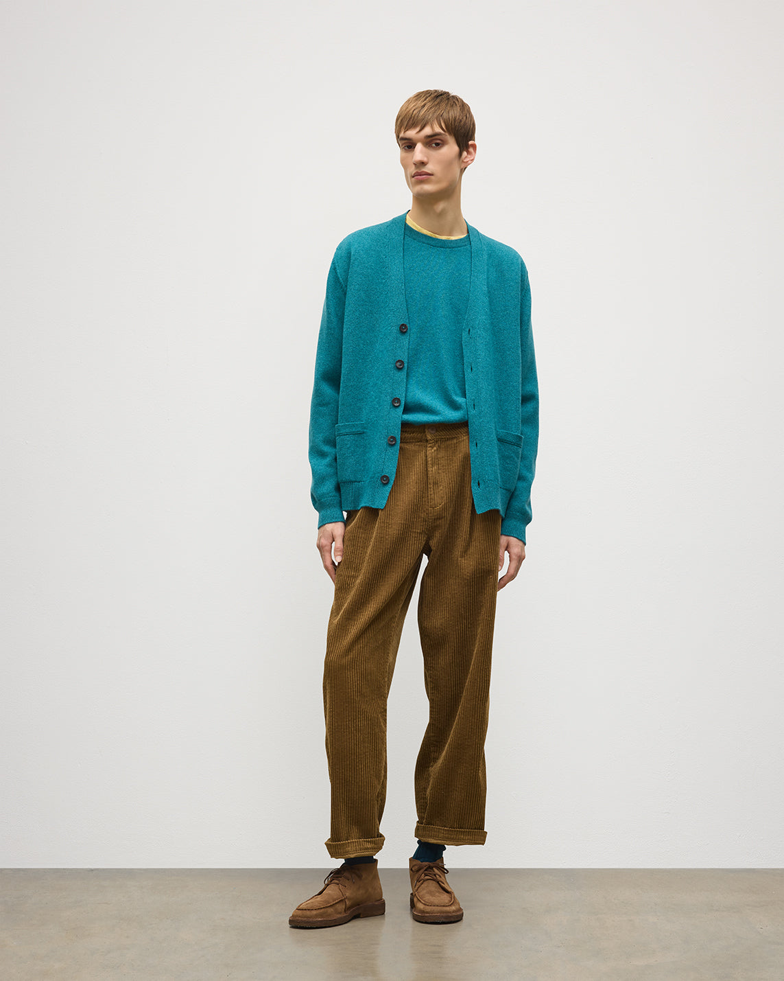 JOHNSTONS OF ELGIN REDPATH VEE NECK CARDIGAN CASHMERE VEE NECK CARDIGAN - 4 PLY GREEN 100% CASHMERE KAA05962HC4327