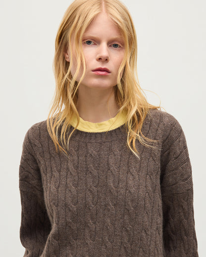 JOHNSTONS OF ELGIN KYLESKU CREW SWEATER CASHMERE CABLE ROUND NECK SWEATER BROWN 100% CASHMERE KAA06028HB7126