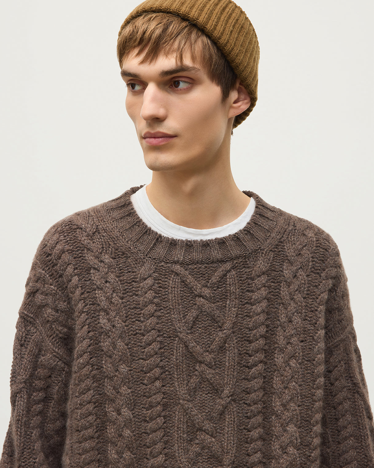 JOHNSTONS OF ELGIN MACDONALD CABLE CREW CASHMERE ARAN CABLE CREW SWEATER BROWN 100% CASHMERE KAB06009HB7126
