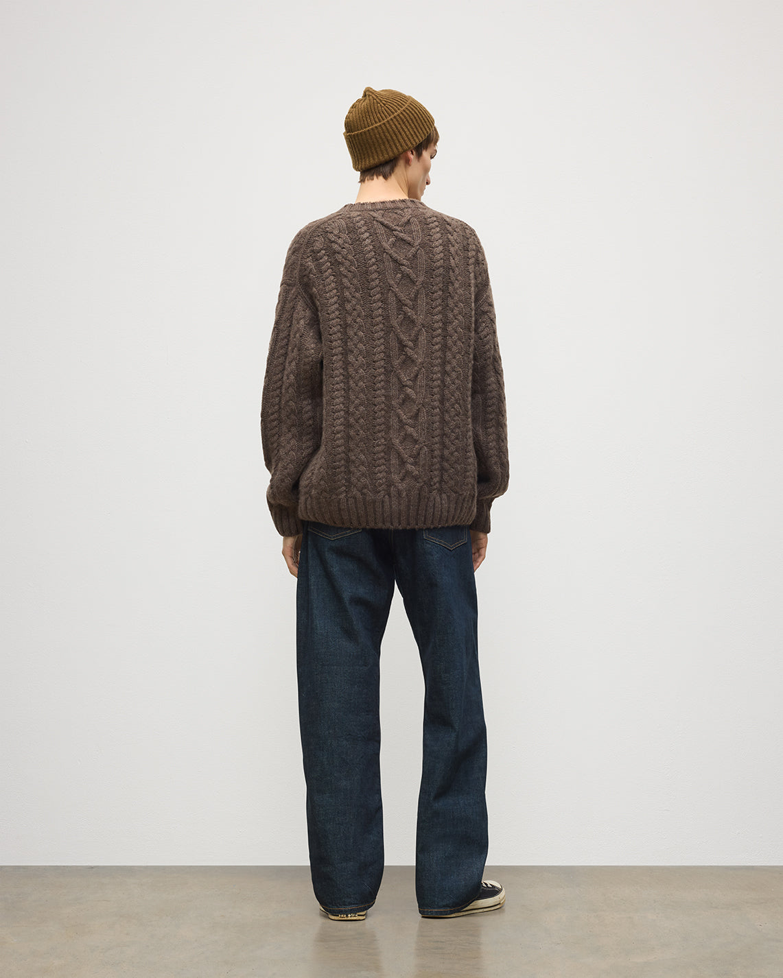 JOHNSTONS OF ELGIN MACDONALD CABLE CREW CASHMERE ARAN CABLE CREW SWEATER BROWN 100% CASHMERE KAB06009HB7126