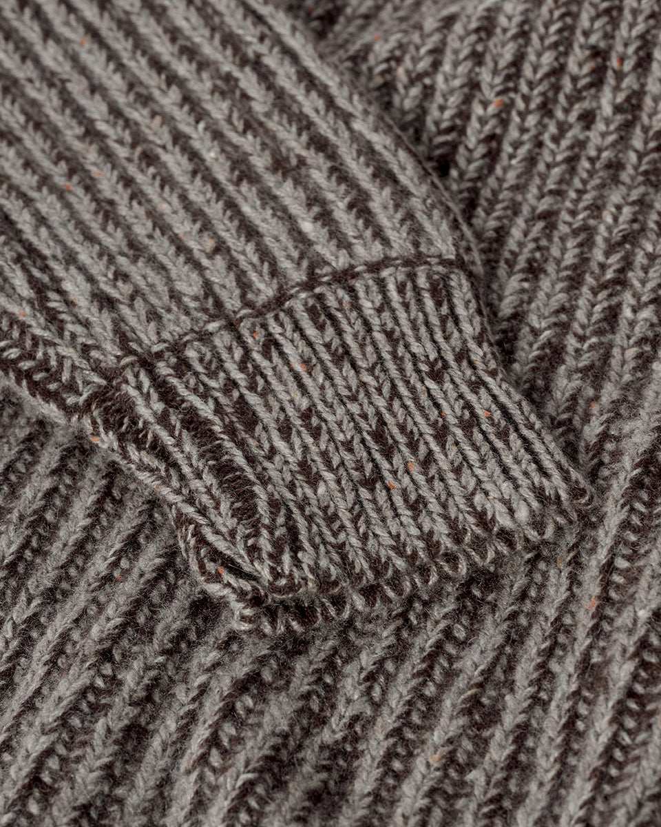 Johnstons of Elgin AW25 Men's Knitwear Peregrine Donegal & Molasses Ribbed Donegal Cashmere Grey Jumper Details  KAC05581Q25393