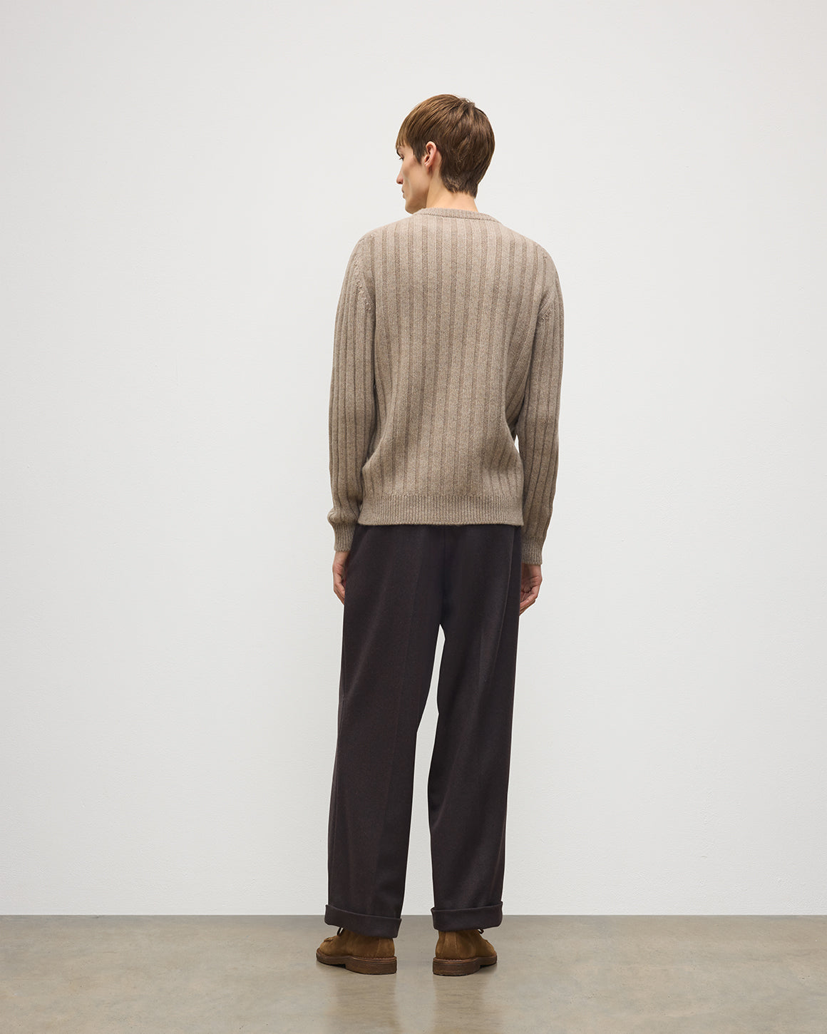 JOHNSTONS OF ELGIN PEEL CREW SWEATER CASHMERE FLAT RIB CREW SWEATER - 8 PLY LIGHT BROWN 100% CASHMERE KAC05751HB4447