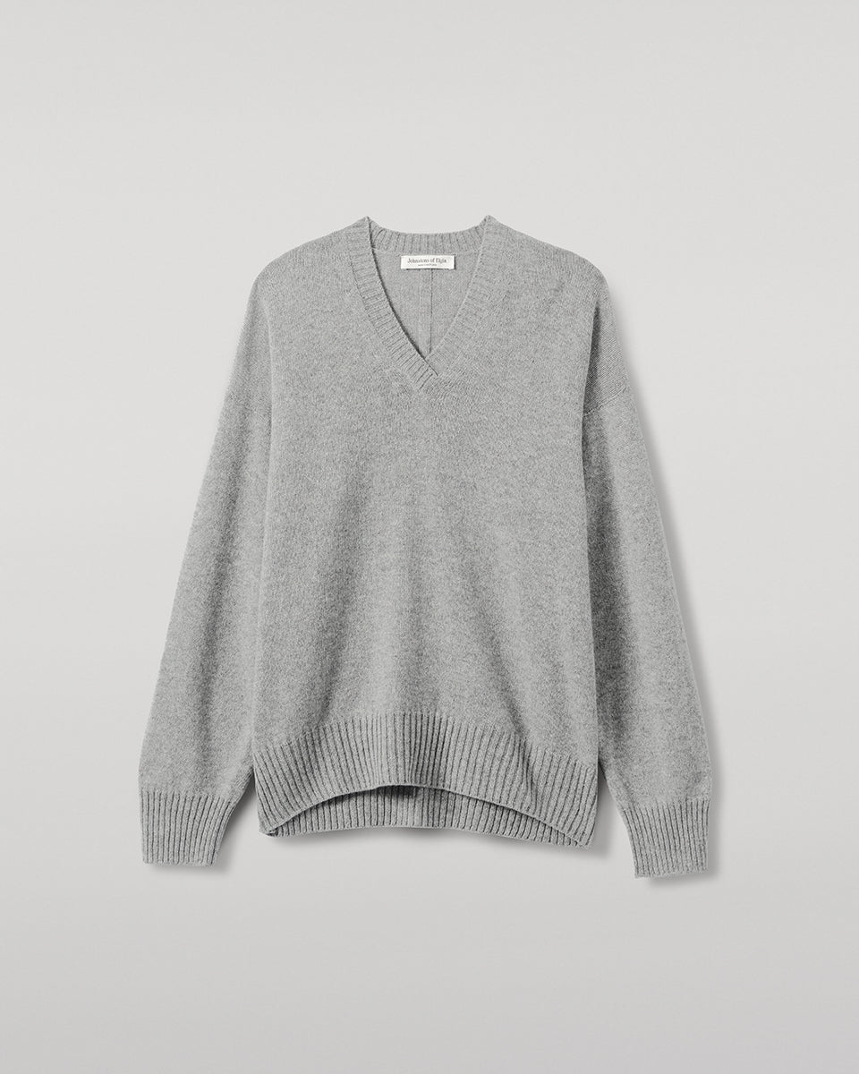 Johnstons of Elgin AW25 Women's Knitwear Light Grey Gauzy Cashmere V Neck KAI05323HA0308