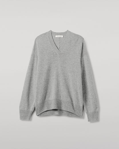 Johnstons of Elgin AW25 Women's Knitwear Light Grey Gauzy Cashmere V Neck KAI05323HA0308