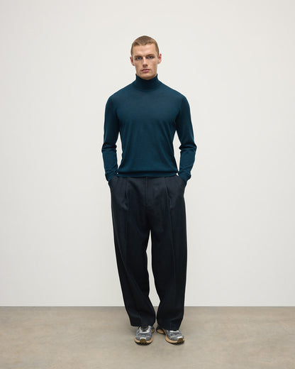 Johnstons of Elgin Men's Superfine Cashmere Green Roll Neck Sweater KAI05333SC7344