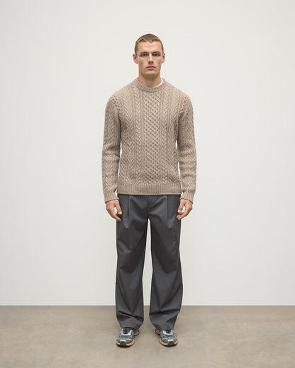 Johnstons of Elgin AW25 Men's Ash Aran Cable Cashmere Jumper KAI05336HB4334