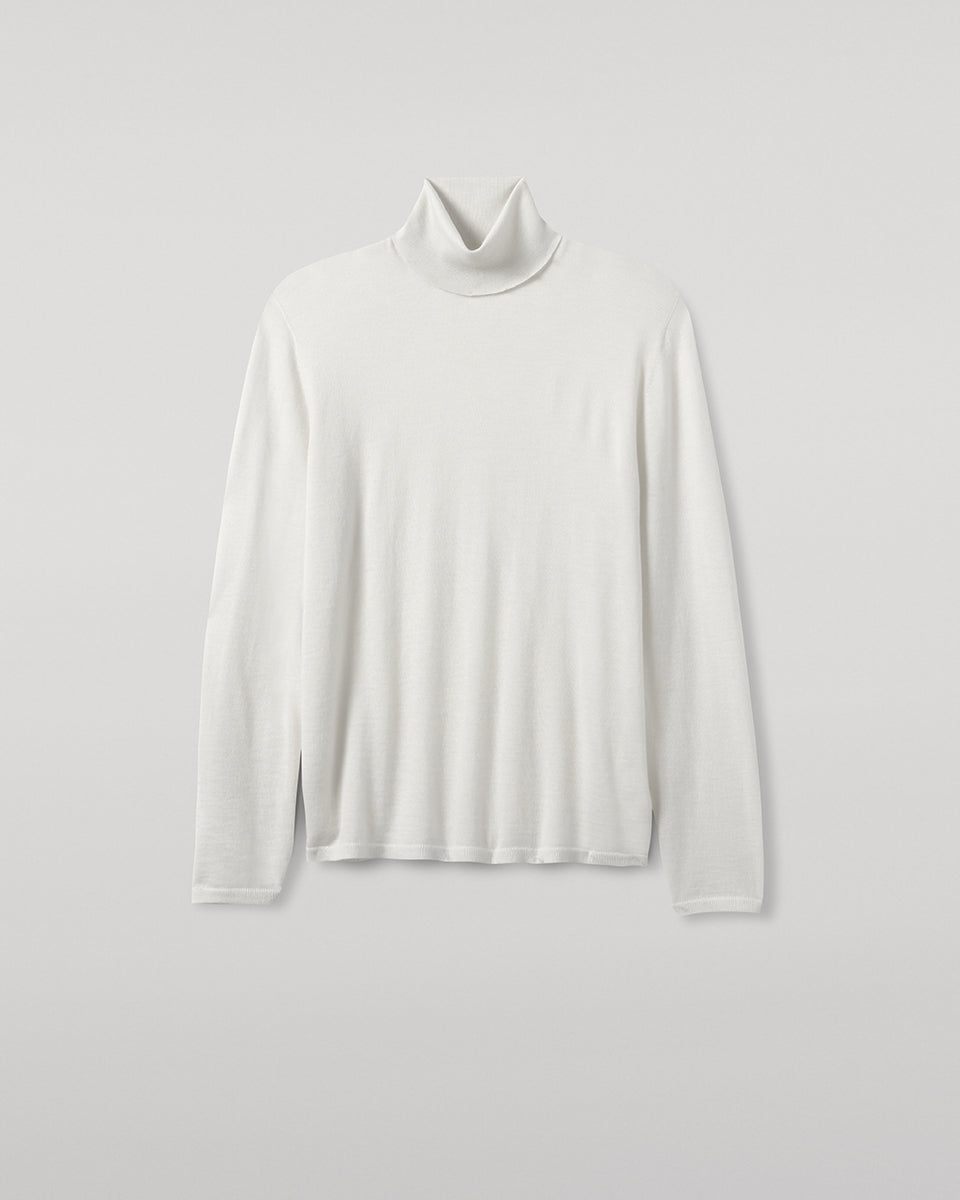 Johnstons of Elgin AW25 Women's Knitwear Zinc White Superfine Cashmere White Roll Neck Jumper Close Up  KAI05607HA0327