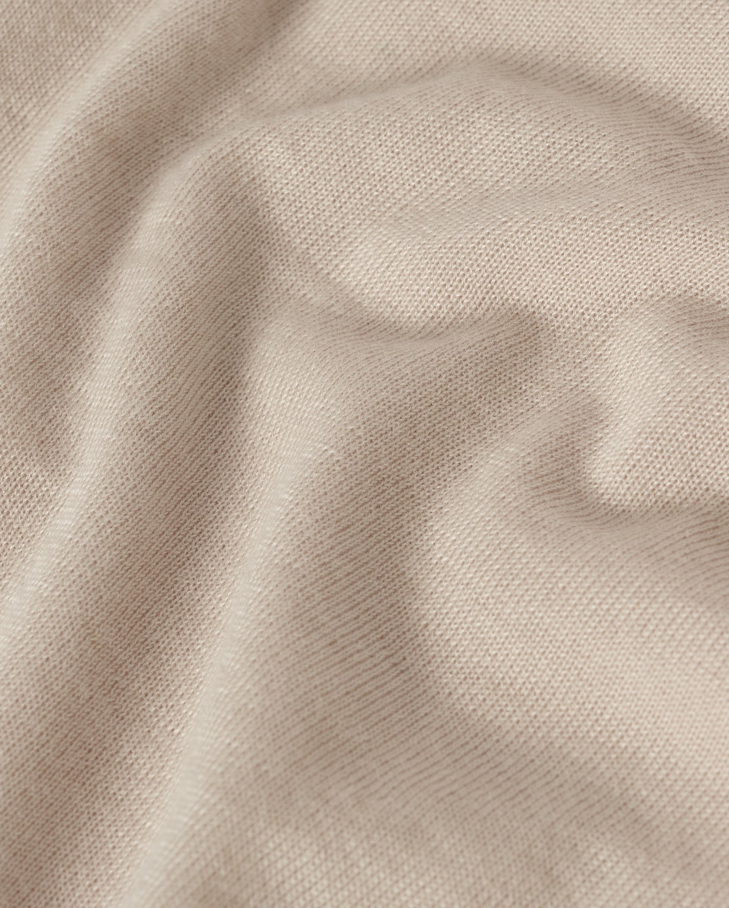 JOHNSTONS OF ELGIN HONOR SHORT SLEEVE CREW SUPERFINE CASHMERE ROUND NECK SHORT SLEEVE SWEATER - 3 PLY CREAM 100% CASHMERE KAI05712SA0664