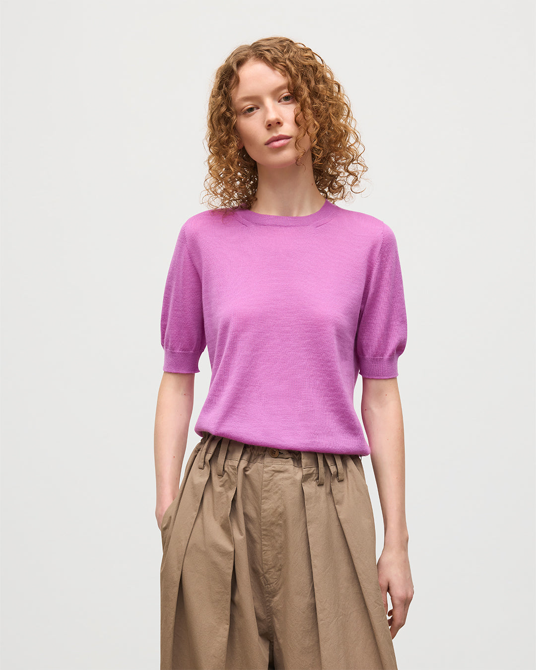 JOHNSTONS OF ELGIN WOMENS HONOR SHORT SLEEVE CREW PINK 100% SUPERFINE CASHMERE KAI05712SE5321