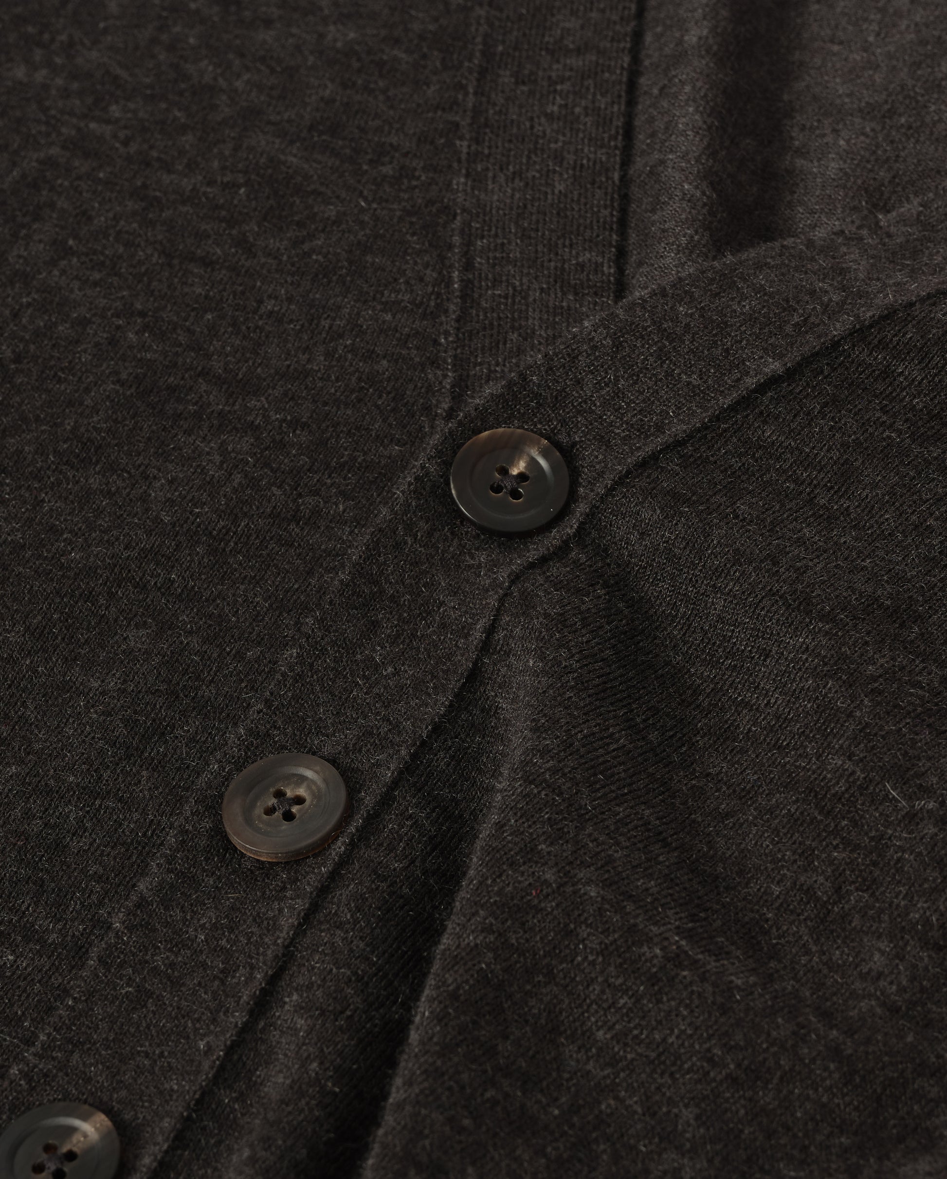 JOHNSTONS OF ELGIN FORSYTH CARDIGAN SUPERFINE CASHMERE VEE NECK CARDIGAN - 3 PLY DARK GREY 100% CASHMERE KAI05740HA7218