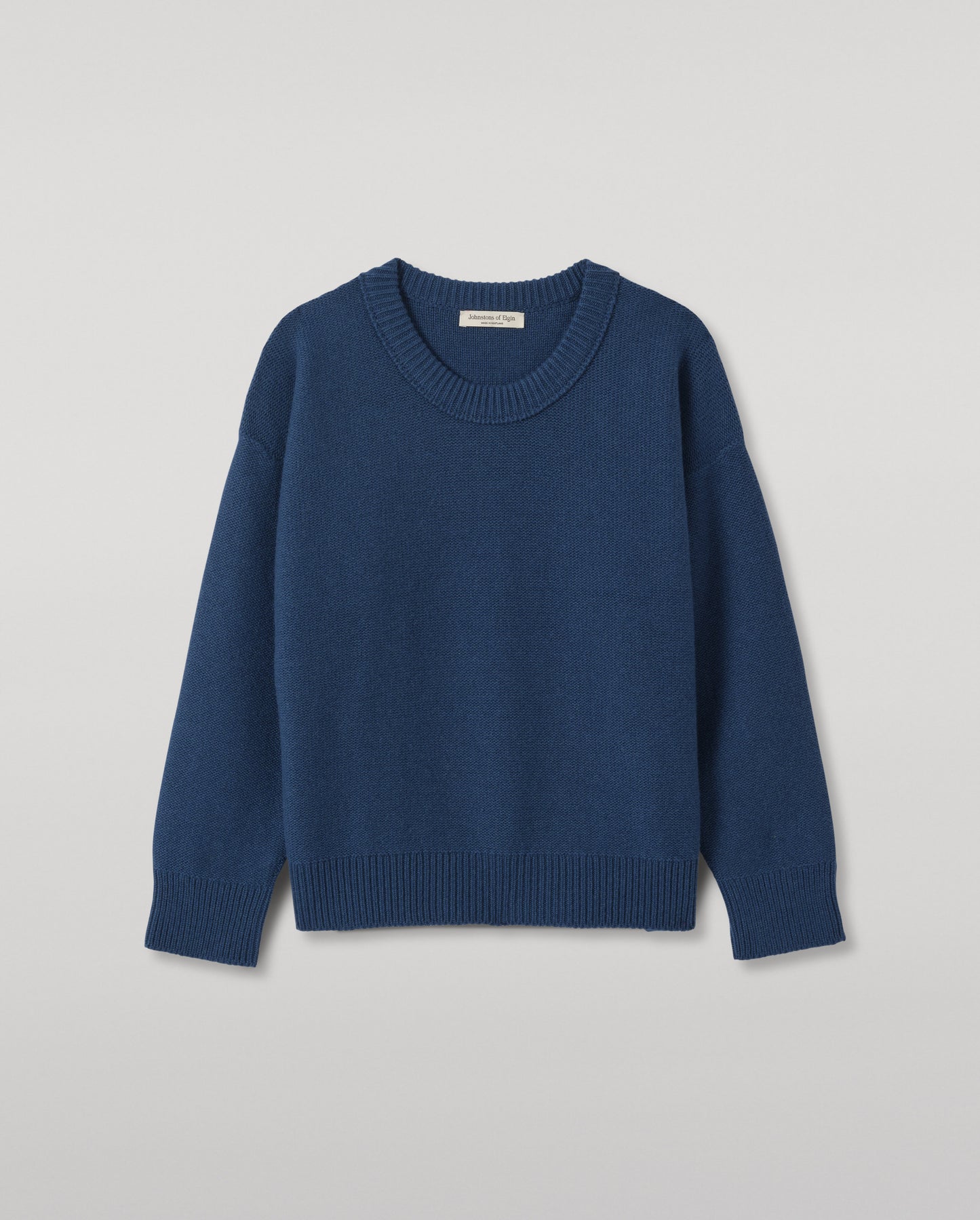 JOHNSTONS OF ELGIN MAGGIE CREW SWEATER CASHMERE REVERSE STITCH ROUND NECK SWEATER - 8 PLY BLUE 100% CASHMERE KAI05990SD5369