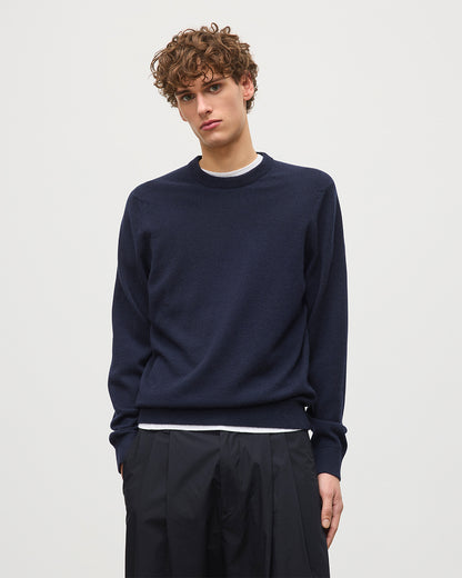 Johnstons of Elgin Men's Knitwear Dark Navy Classic Cashmere Navy Round Neck Jumper KAP05471SD7666