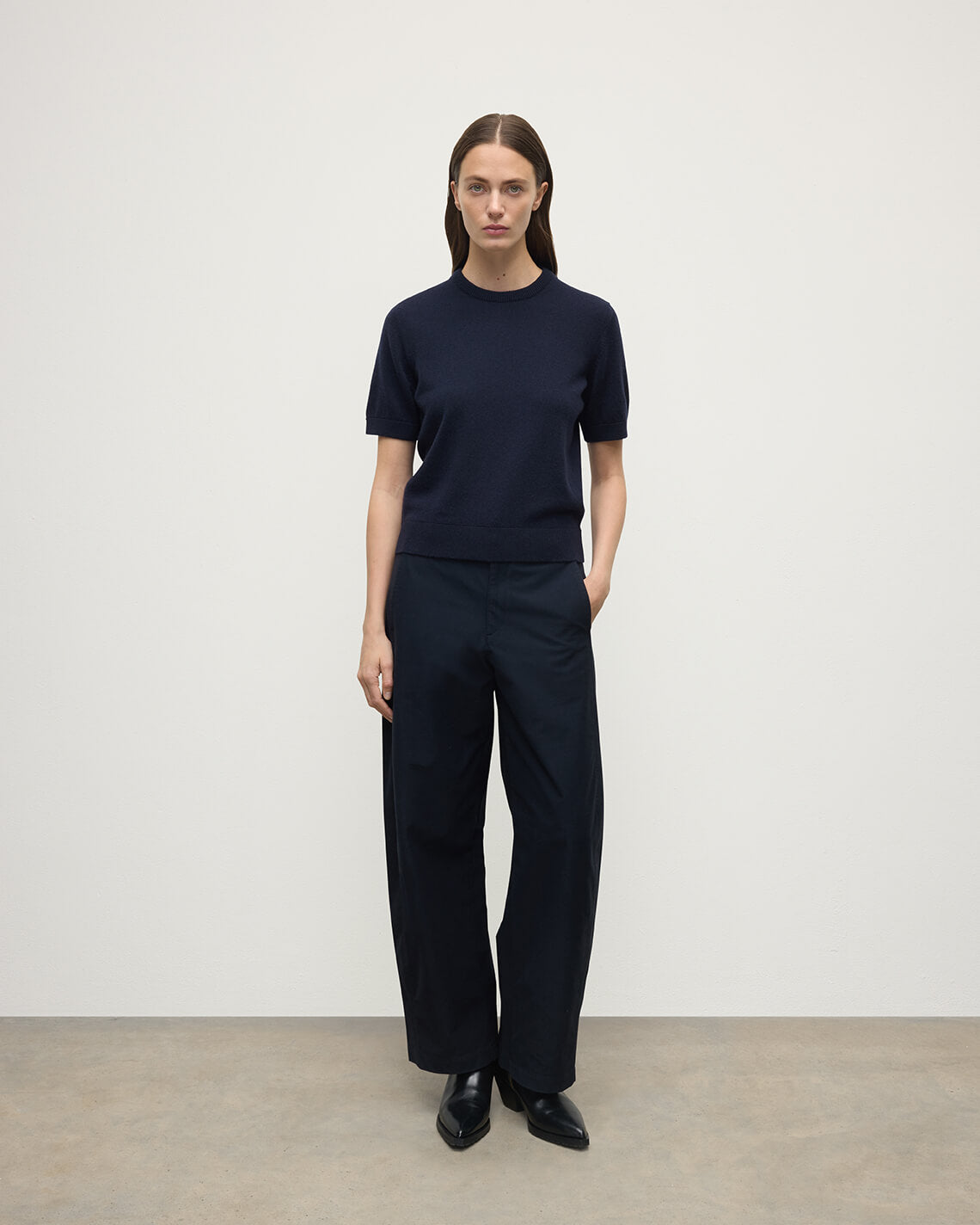 Model wearing Johnstons of Elgin AW25 Women's Knitwear Dark Navy Classic Cashmere Navy T-shirt Front View KAP05574SD7666