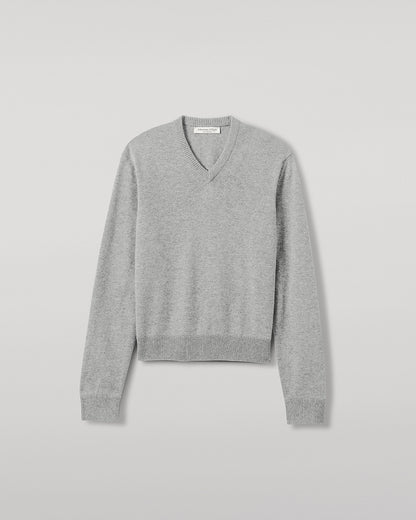 Johnstons of Elgin AW25 Women's Knitwear Light Grey Classic Cashmere Grey V Neck Jumper KAP05575HA0308
