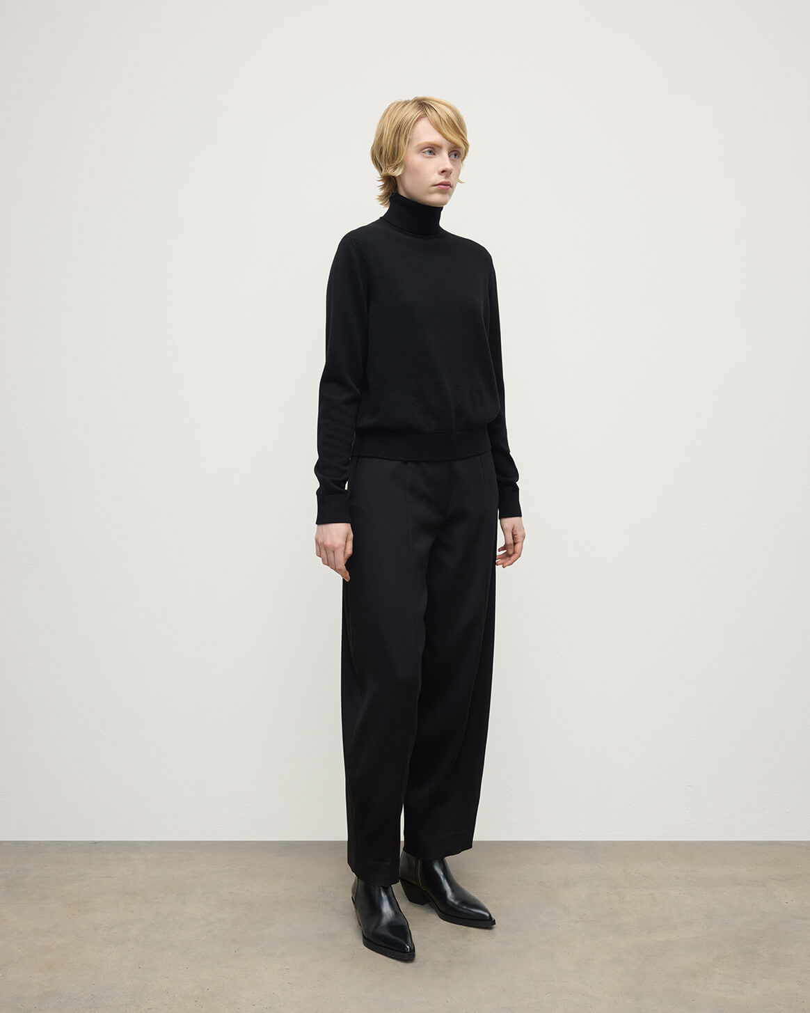 Johnstons of Elgin AW25 Women's Knitwear Black Classic Cashmere Black Roll Neck Jumper KAP05584SA7210