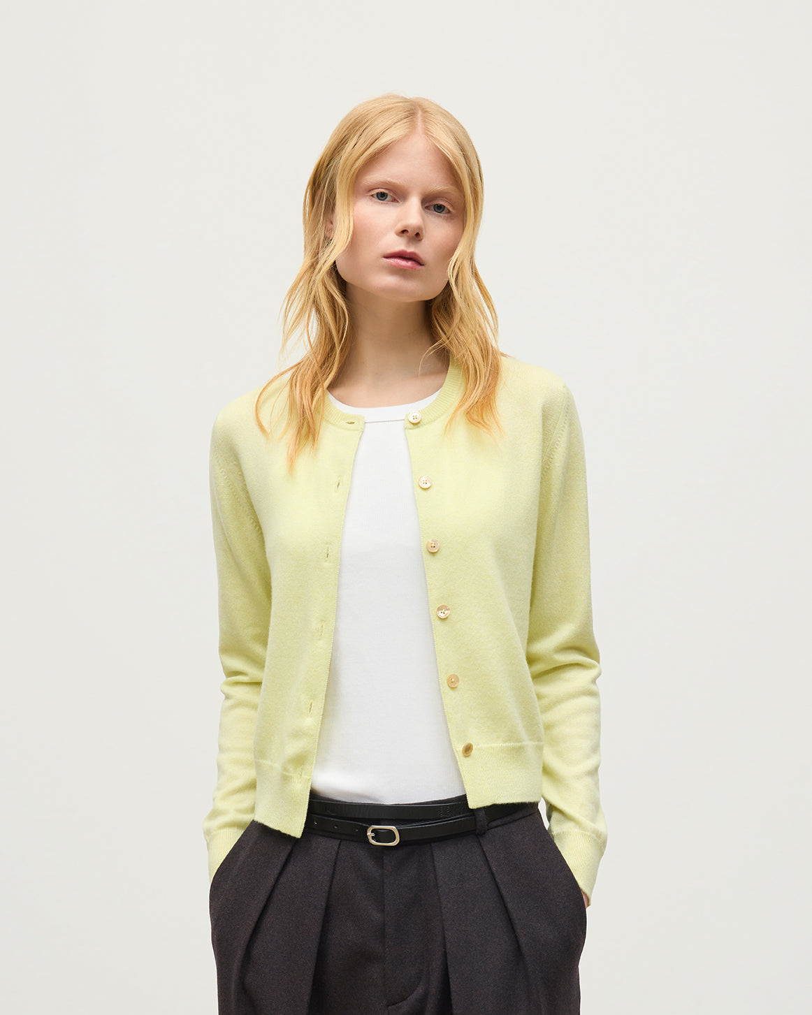 JOHNSTONS OF ELGIN IRIS CREW CARDIGAN PETITE CASHMERE ROUND NECK CARDIGAN - 2 PLY LIGHT YELLOW 100% CASHMERE KAP05704HF0025