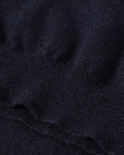 JOHNSTONS OF ELGIN WOMENS IRIS CLASSIC SLEEVELESS CREW NAVY 100% CASHMERE KAP05705HD7350