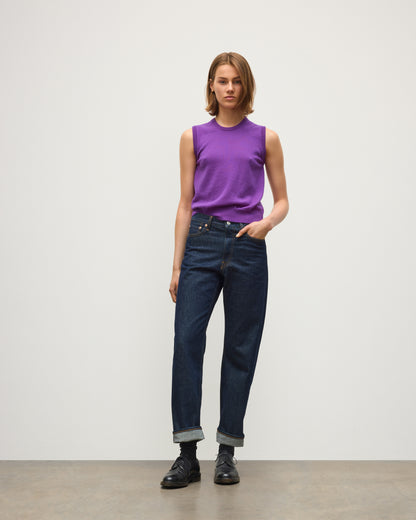 JOHNSTONS OF ELGIN IRIS SLEEVELESS CREW PETITE CASHMERE ROUND NECK TANK - 2 PLY PURPLE 100% CASHMERE KAP05705SD5371