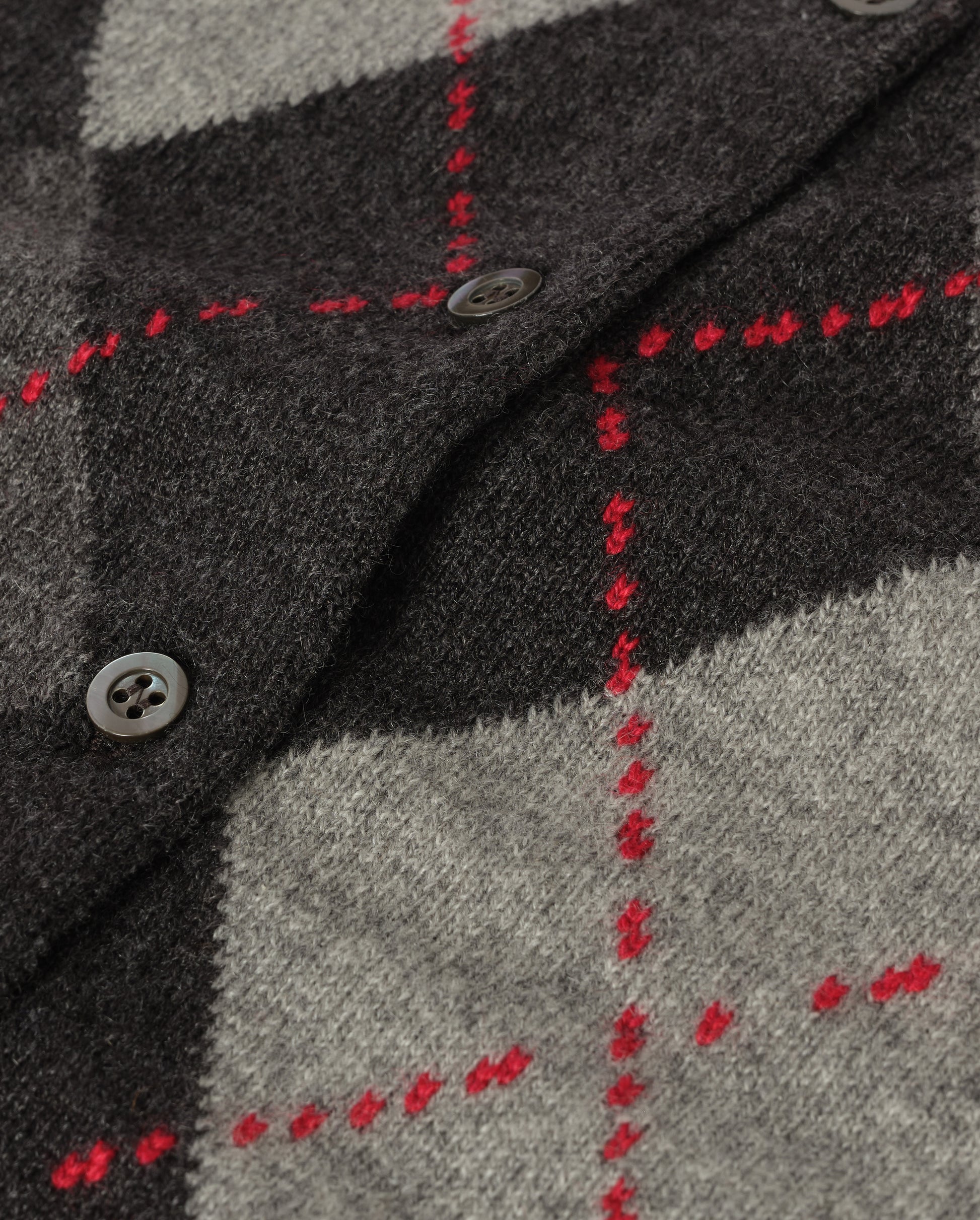 JOHNSTONS OF ELGIN CLAN CREW CARDIGAN PETITE CASHMERE ARGYLE INTARSIA ROUND NECK CARDIGAN - 2 PLY DARK GREY 100% CASHMERE KAP05731JU1649