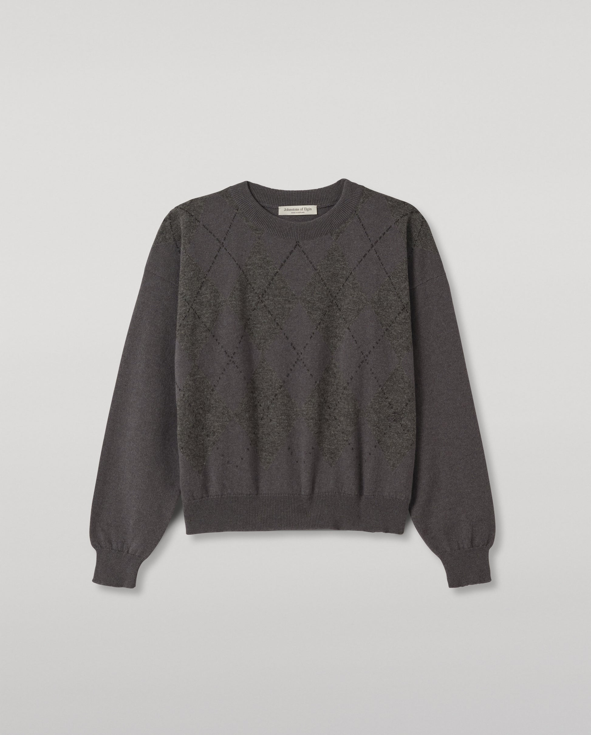 JOHNSTONS OF ELGIN CLAN SLOUCH SWEATER CASHMERE ARGYLE INTARSIA ROUND NECK SLOUCH SWEATER - 2 PLY GREY 100% CASHMERE KAP05732JU1655
