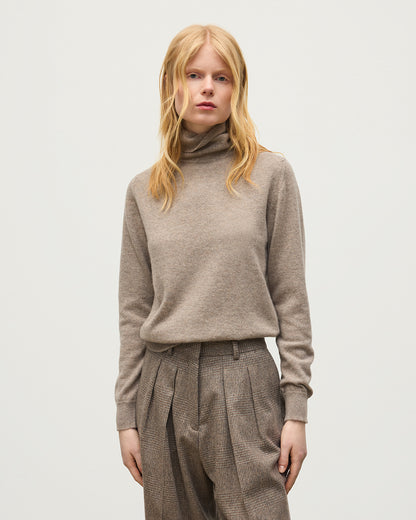JOHNSTONS OF ELGIN IRIS ROLL NECK SWEATER PETITE CASHMERE ROLL NECK SWEATER - 2 PLY LIGHT BROWN 100% CASHMERE KAP05952HB4447