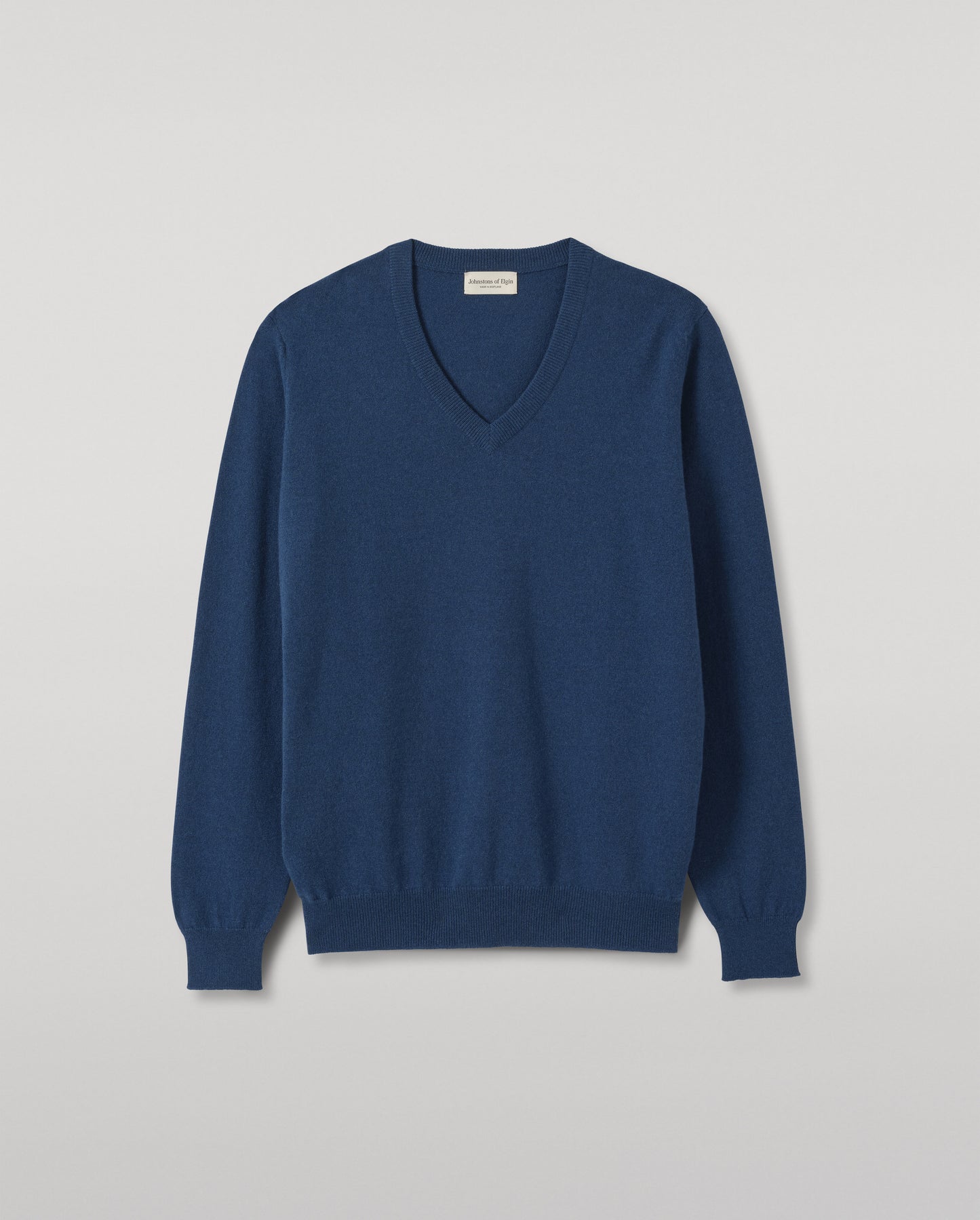 JOHNSTONS OF ELGIN REUBEN VEE NECK CASHMERE VEE NECK SWEATER - 2 PLY BLUE 100% CASHMERE KAP05960SD5369